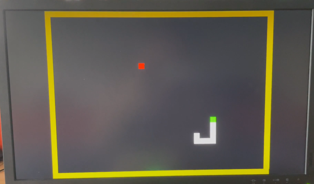 Greedy Snake Game via VGA Simulation